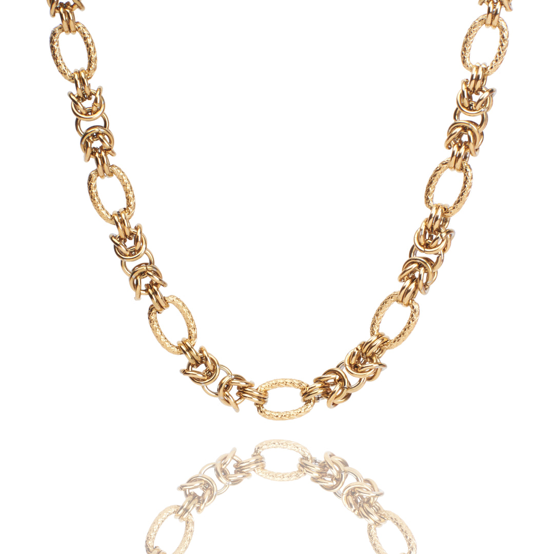 Chic Link  Gold Necklace - Salty Accessories