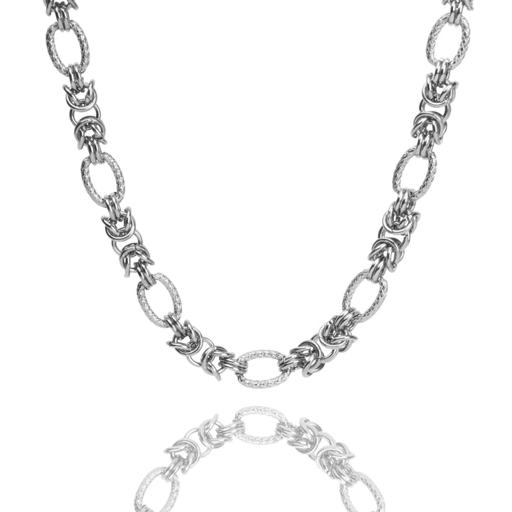 Chic Link Silver Necklace