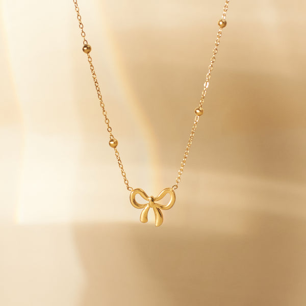 Elegant Bow Knot Gold Necklace