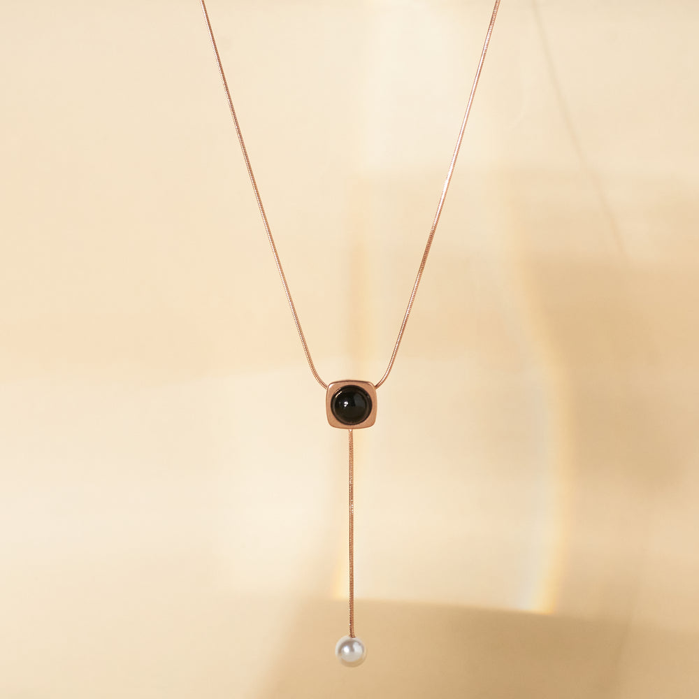 Snowdrop Pearl Rosegold Necklace - Salty Accessories