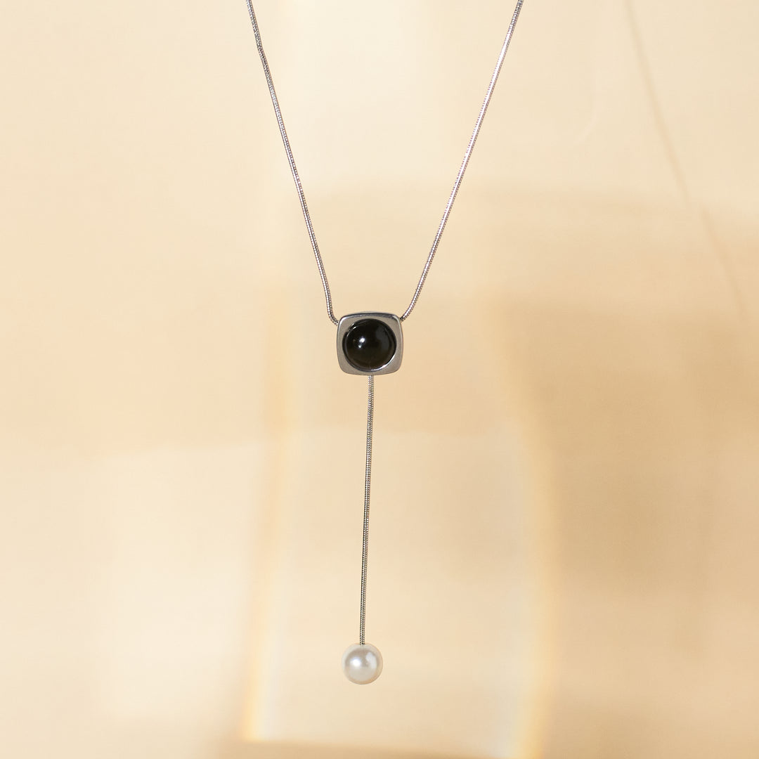 Moon Pearl Silver Necklace - Salty Accessories