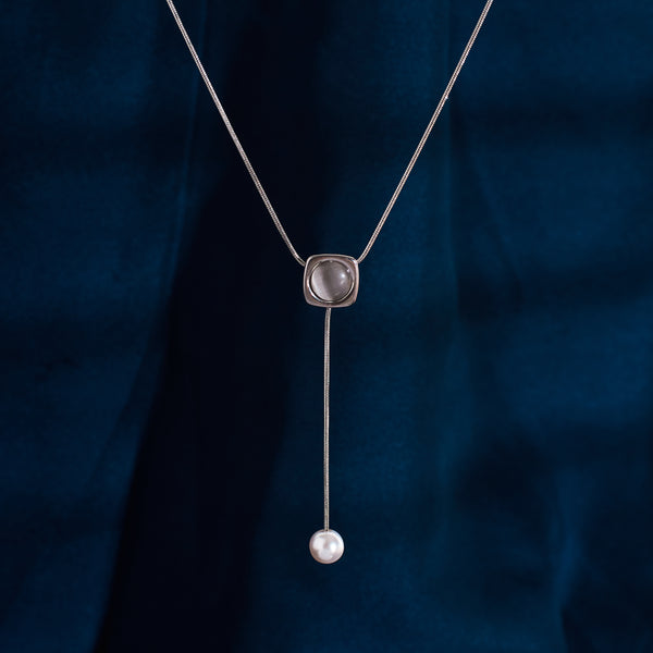 Snowdrop Pearl Silver Necklace