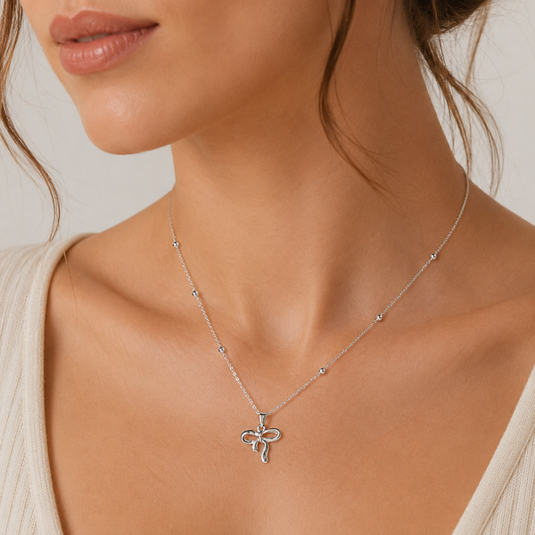 Ribbon Charm Silver Necklace