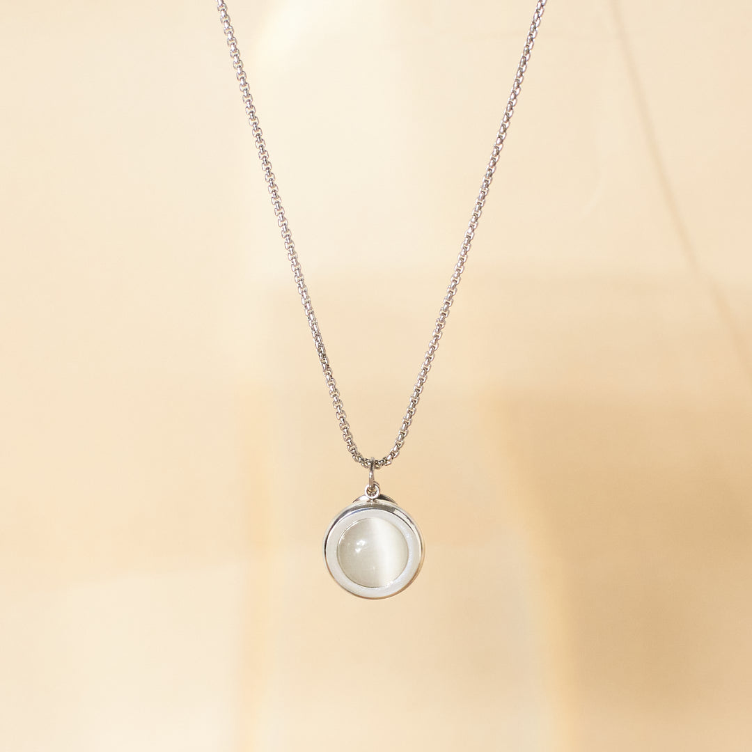 Pure White Elegance Silver Necklace - Salty Accessories