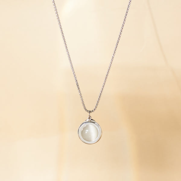 Pure White Elegance Silver Necklace