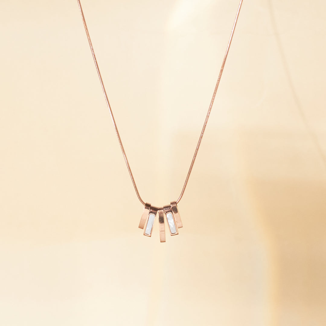 Graceful Arch Rosegold Necklace - Salty Accessories