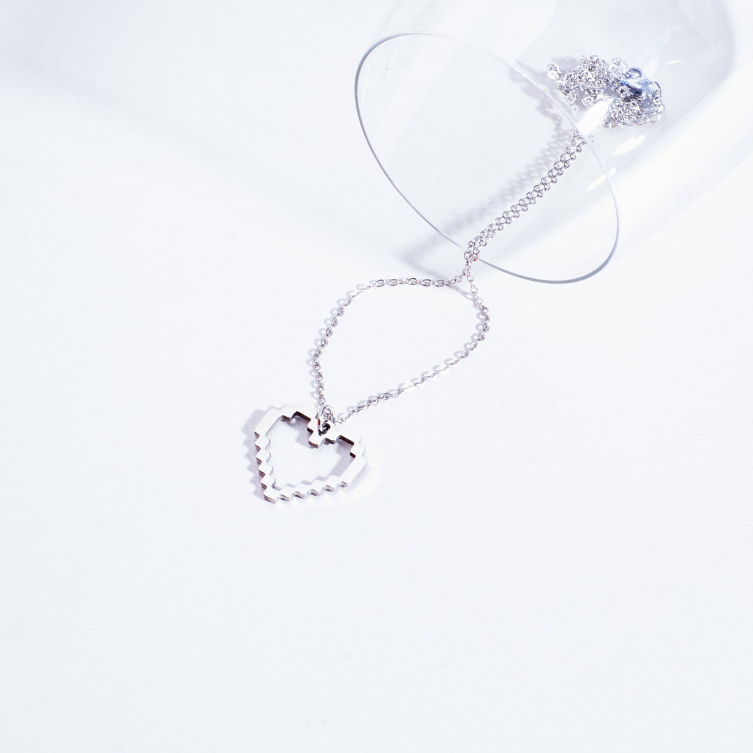 Dreamy Heart Silver Necklace - Salty Accessories