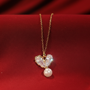 Charming Stone Heart Pearl Necklace