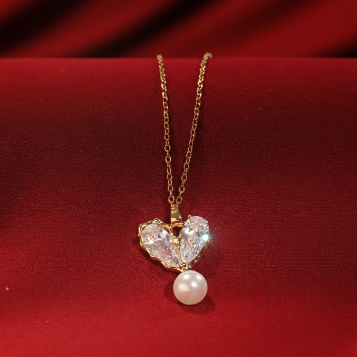 Charming Stone Heart Pearl Necklace