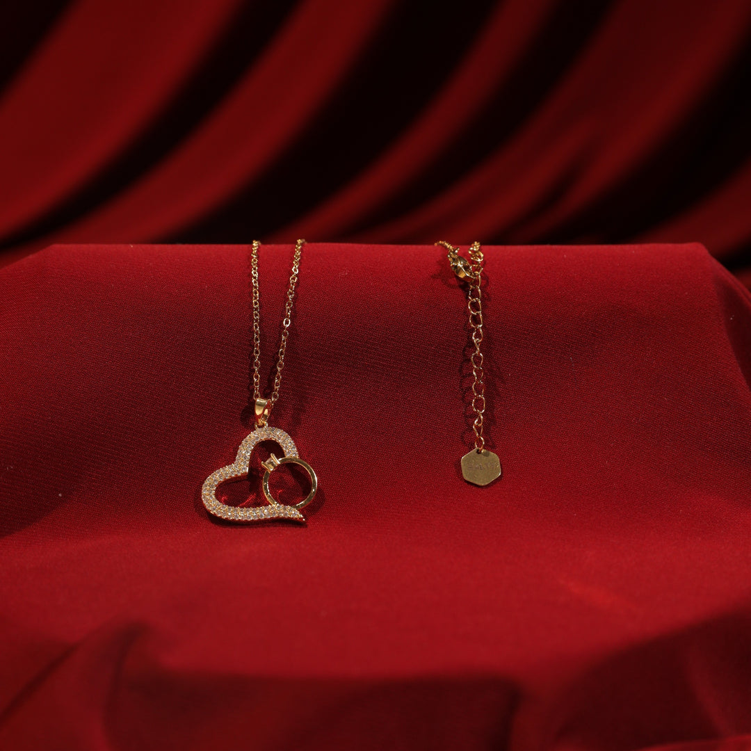 Graceful Heart with Ring Necklace With Valentine Box - Salty Accessories