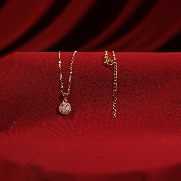 Gleam Kiss Necklace With Valentine Box - Salty Accessories