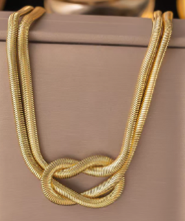 Urban Twist Necklace