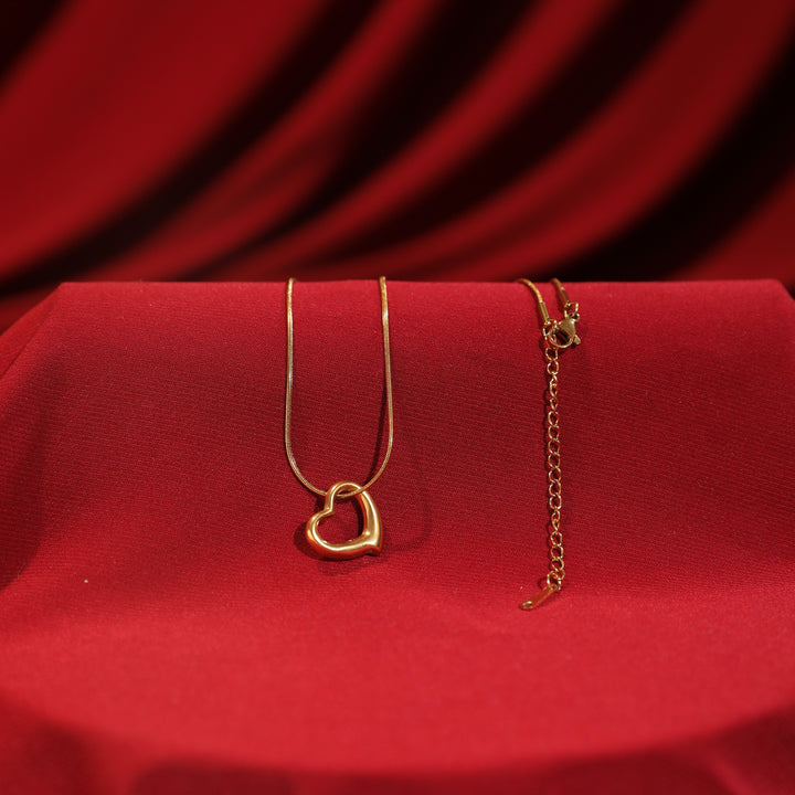 Swaying Heart Necklace With Valentine Box - Salty Accessories