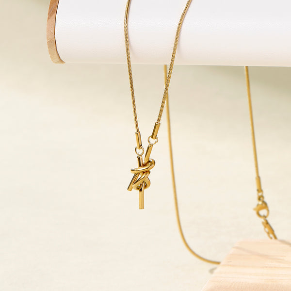 Sway & Slay Golden Necklace