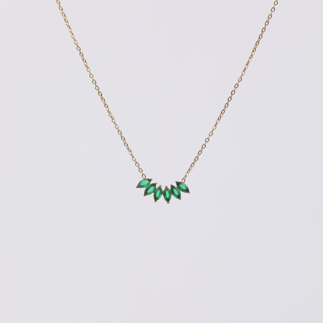 Peony Kiss Green Necklace - Salty Accessories