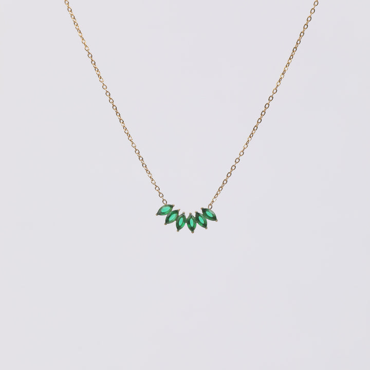 Peony Kiss Green Necklace - Salty Accessories