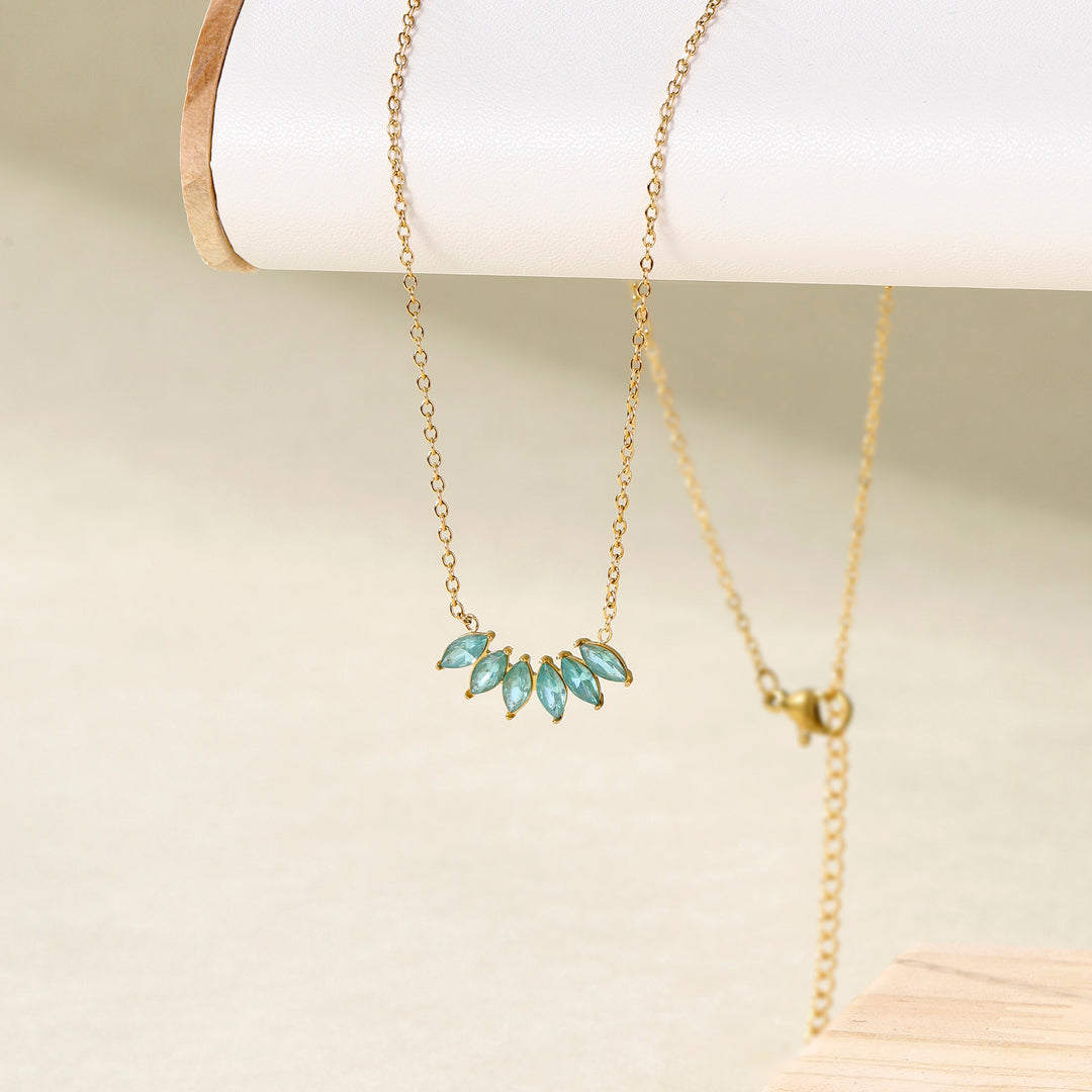 Peony Kiss Blue Necklace
