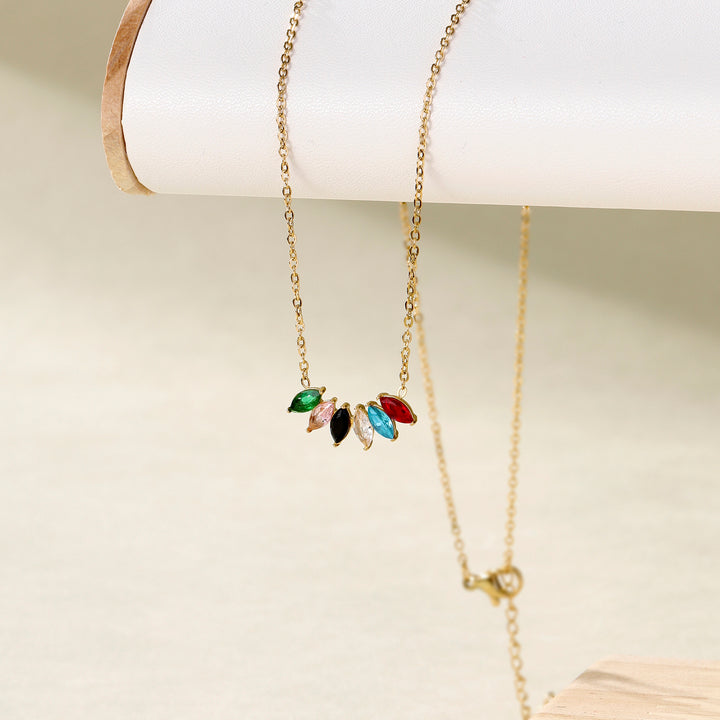 Peony Kiss Necklace