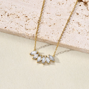 Peony Kiss White Necklace