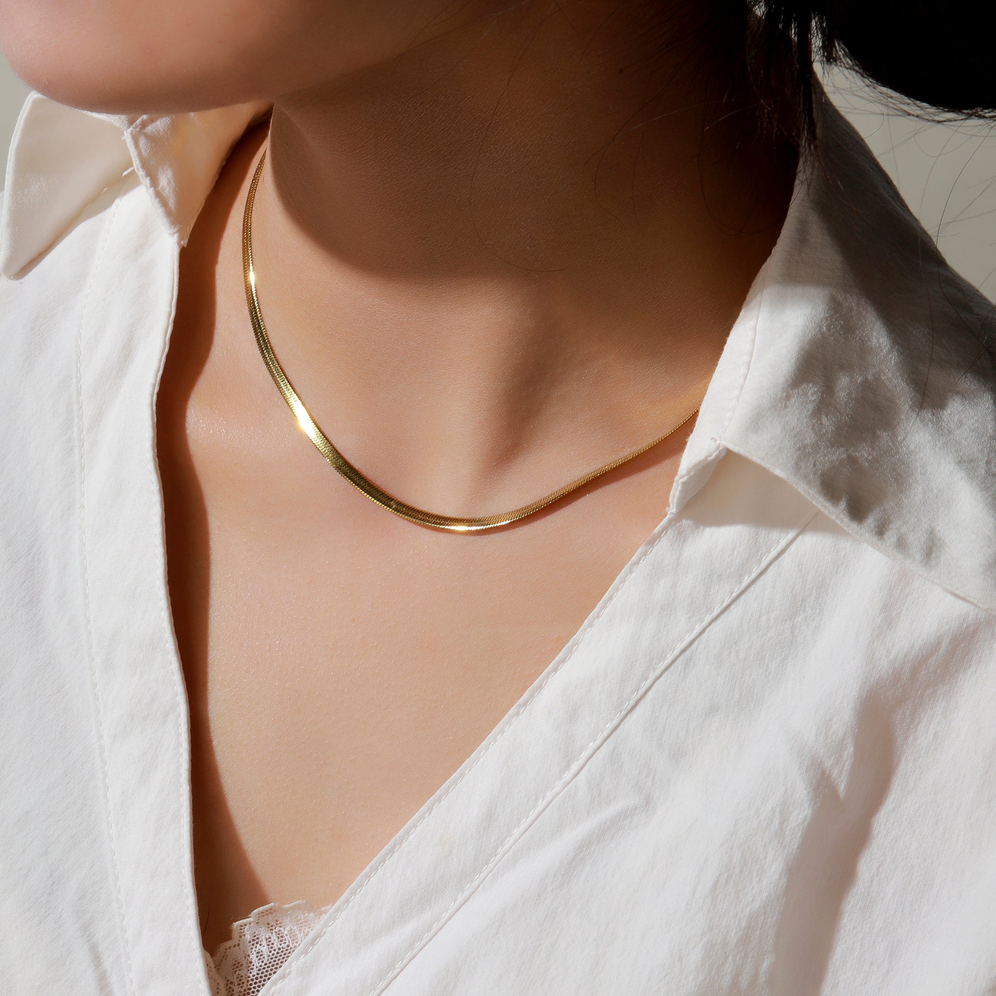 Soft Gleam Golden Chain