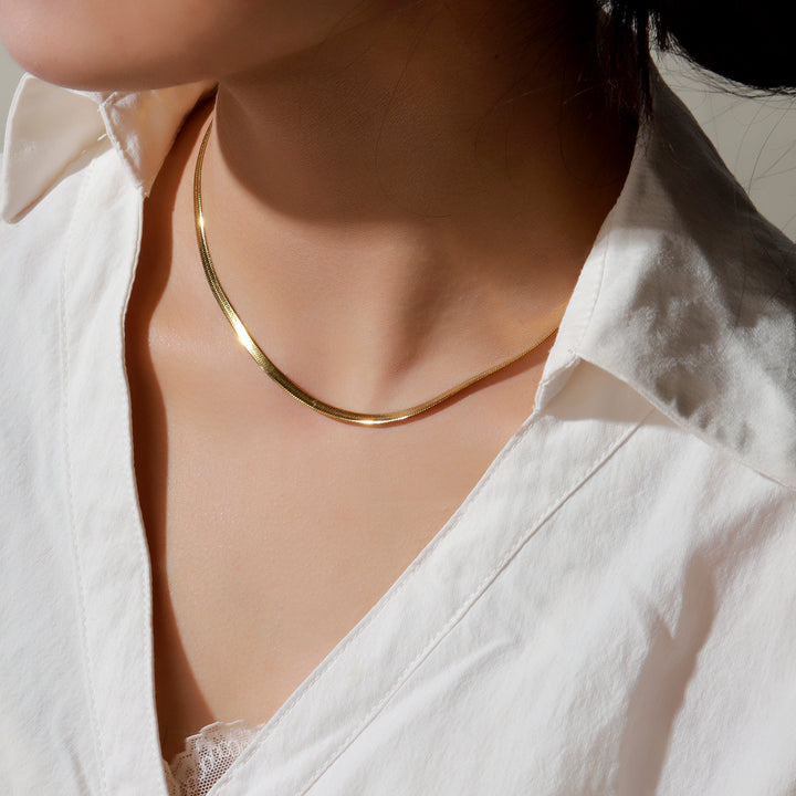 Soft Gleam Golden Chain