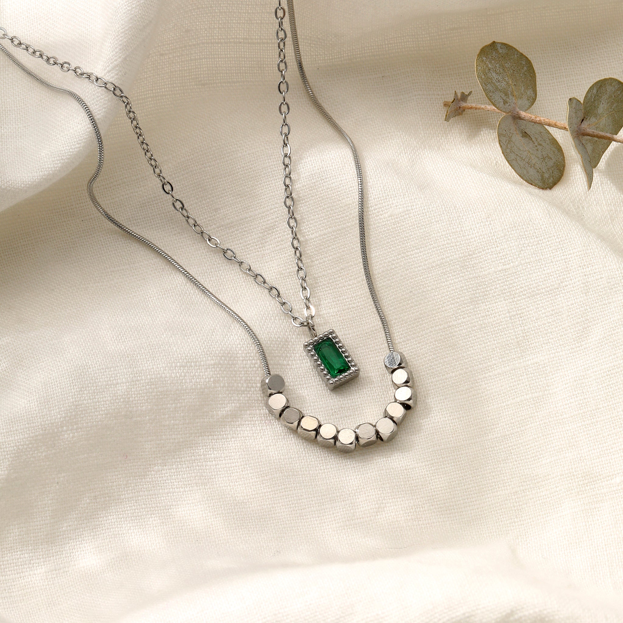 Emerald Vine Necklace - Silver