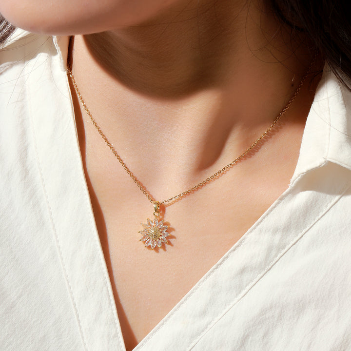 Floral Aura Necklace