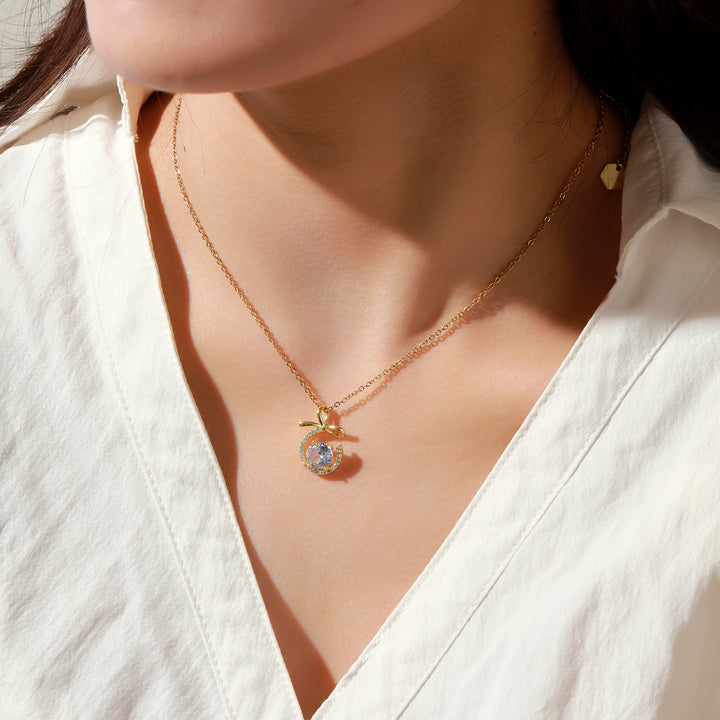 Noor Diamond Necklace