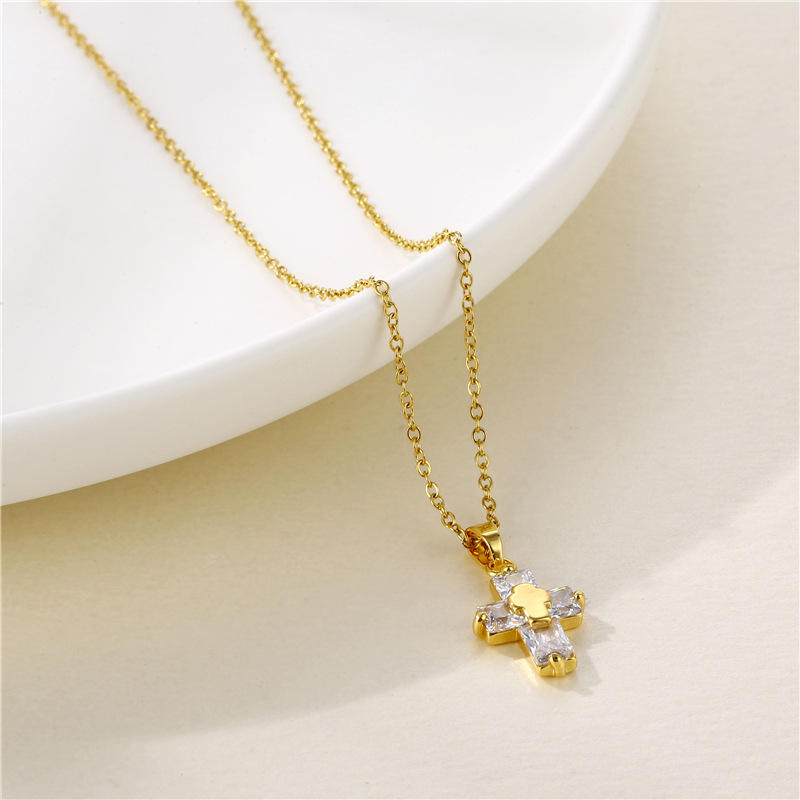 Bold Cross Necklace | Salty