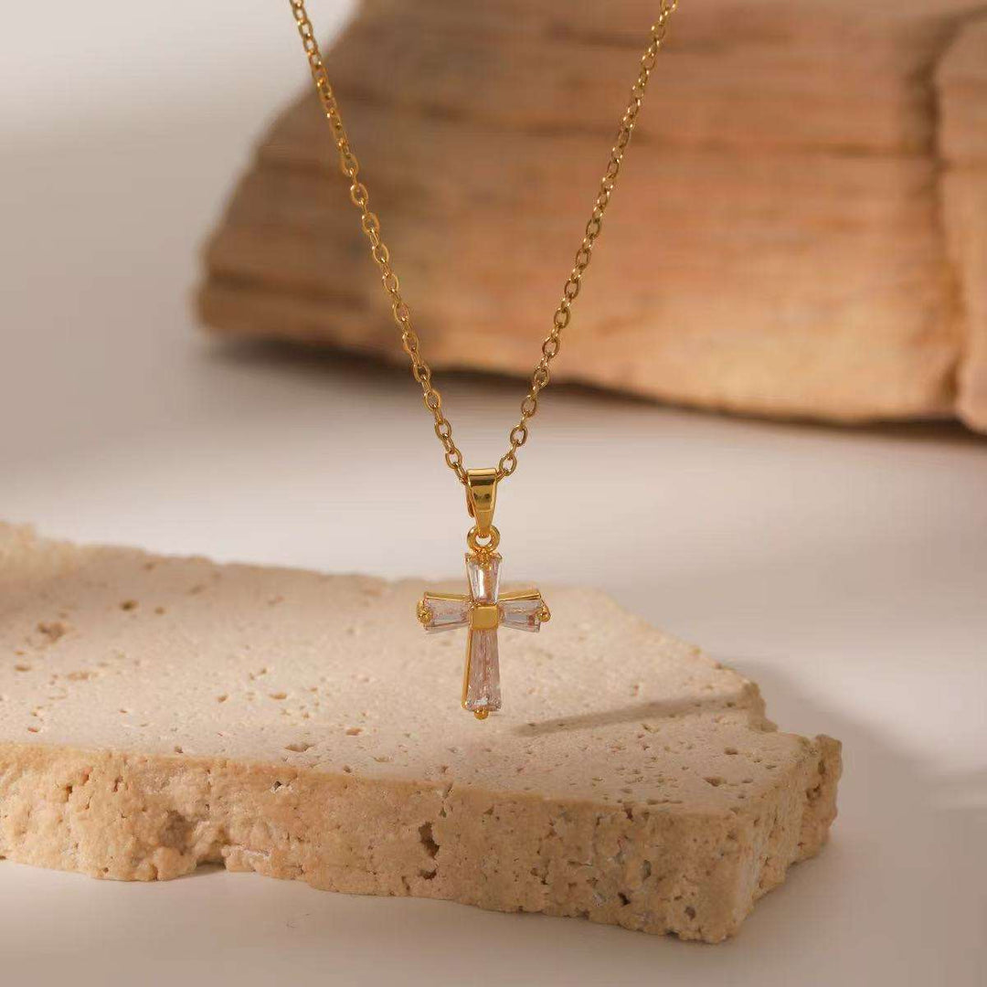 Luxe Cross Necklace | Salty