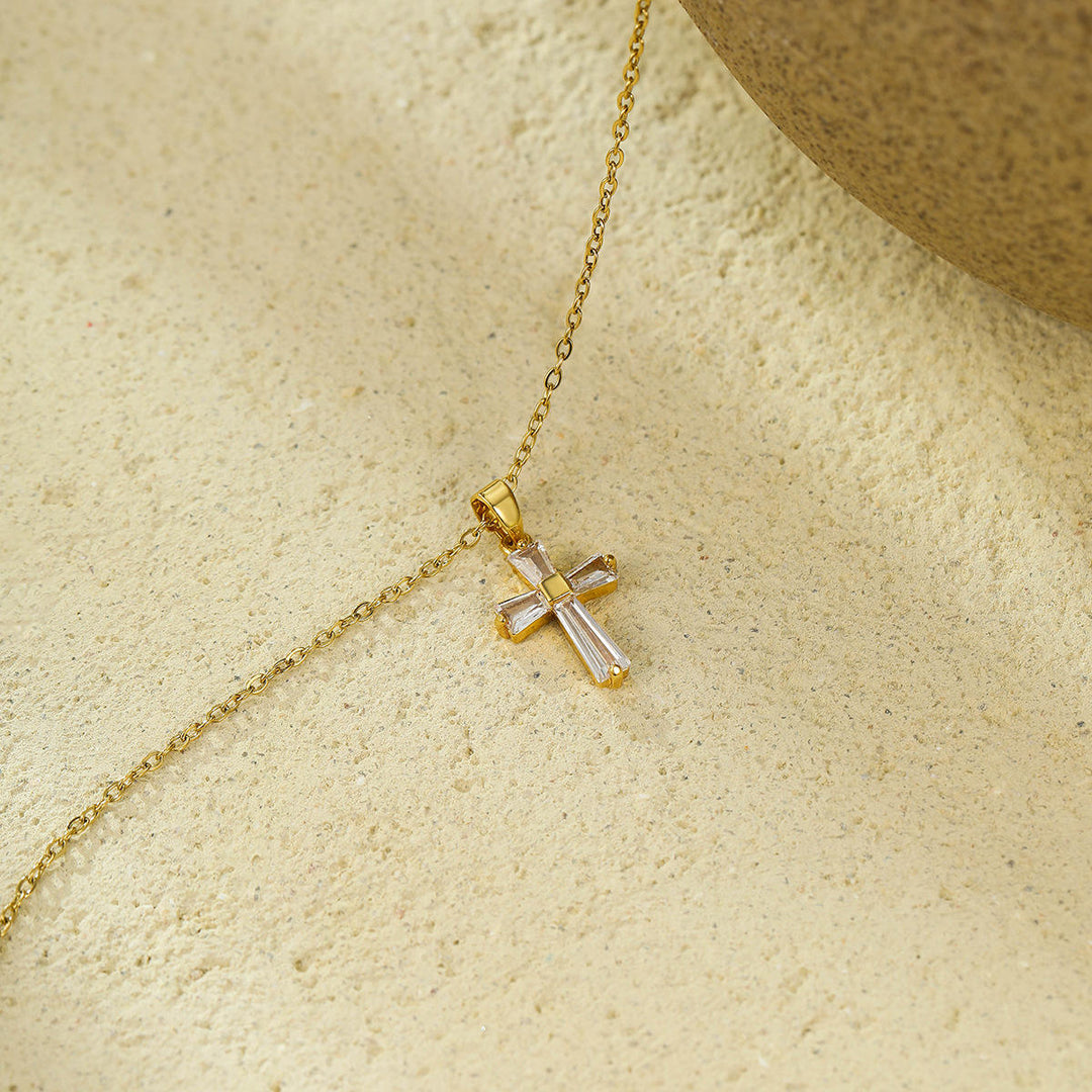 Luxe Cross Necklace | Salty