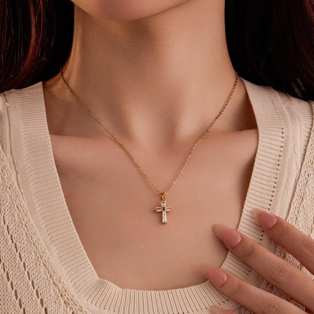 Luxe Cross Necklace | Salty