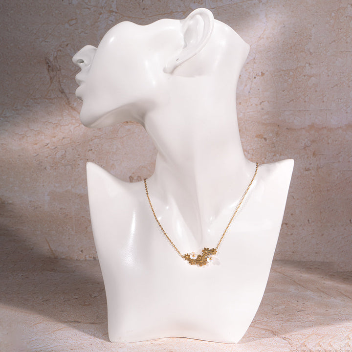 Golden Daisy Necklace | Salty