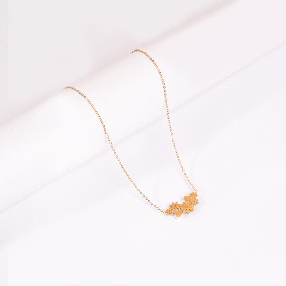 Golden Daisy Necklace | Salty