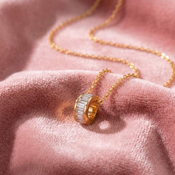 Golden Bloom Pearl Necklace