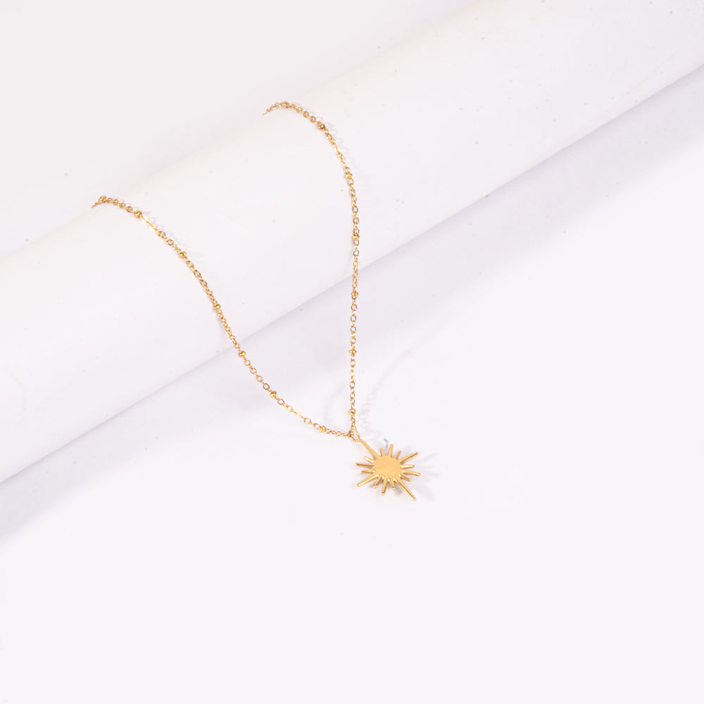 Golden Sunburst Necklace - Green | Salty