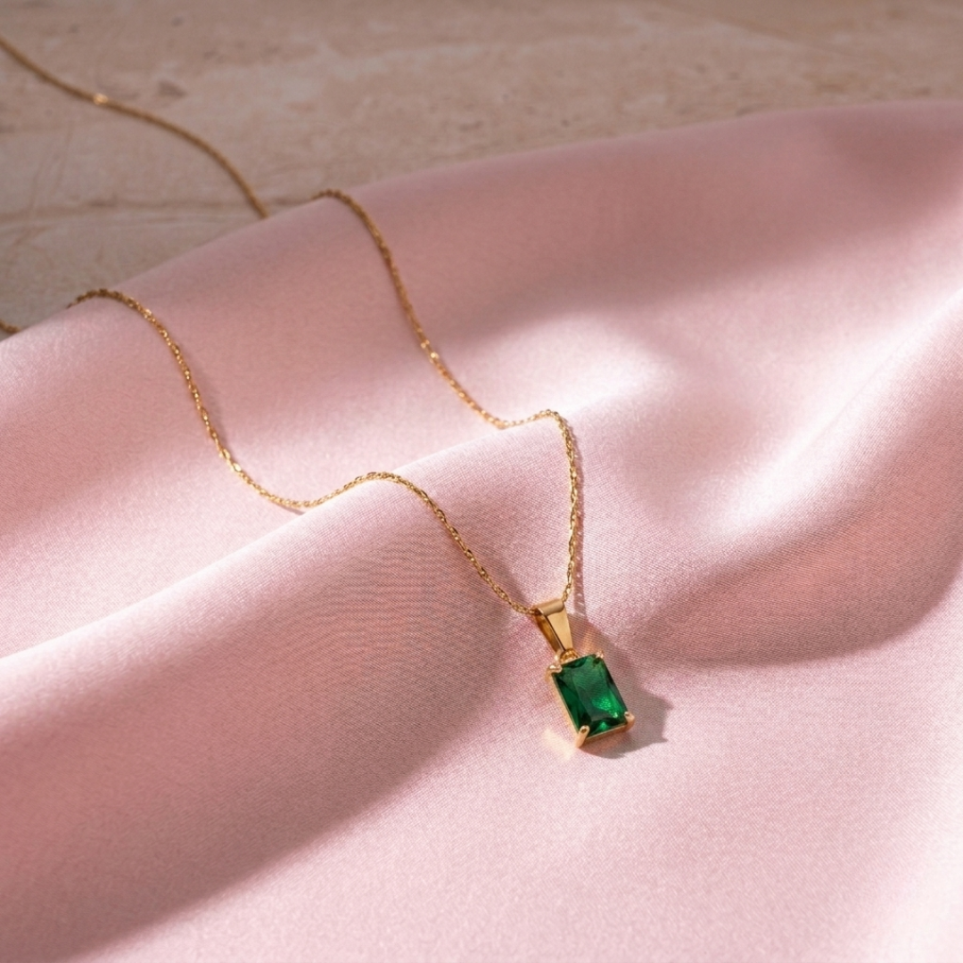 Emerald Square locket With Golden Chain Necklace