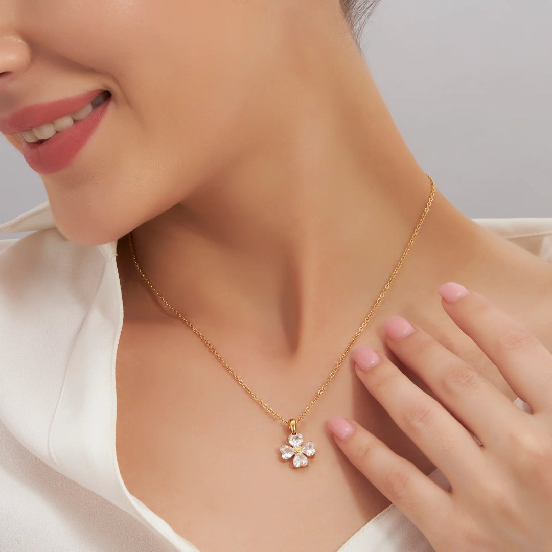 Golden Daisy Pearl Necklace