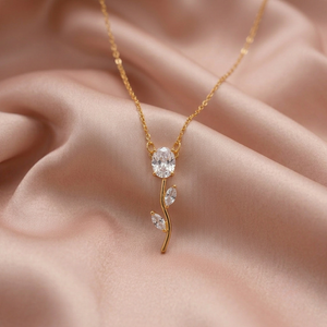Tulip Velisse Necklace - White