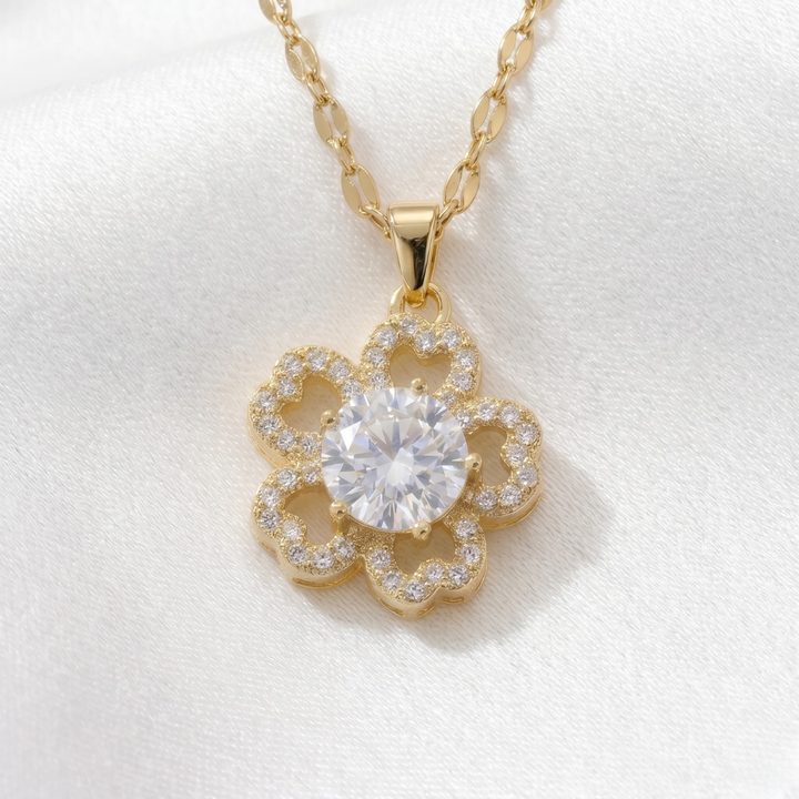 Fleurielle Crystal Necklace | Salty
