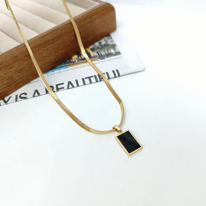 Blackout Frame Chain Necklace