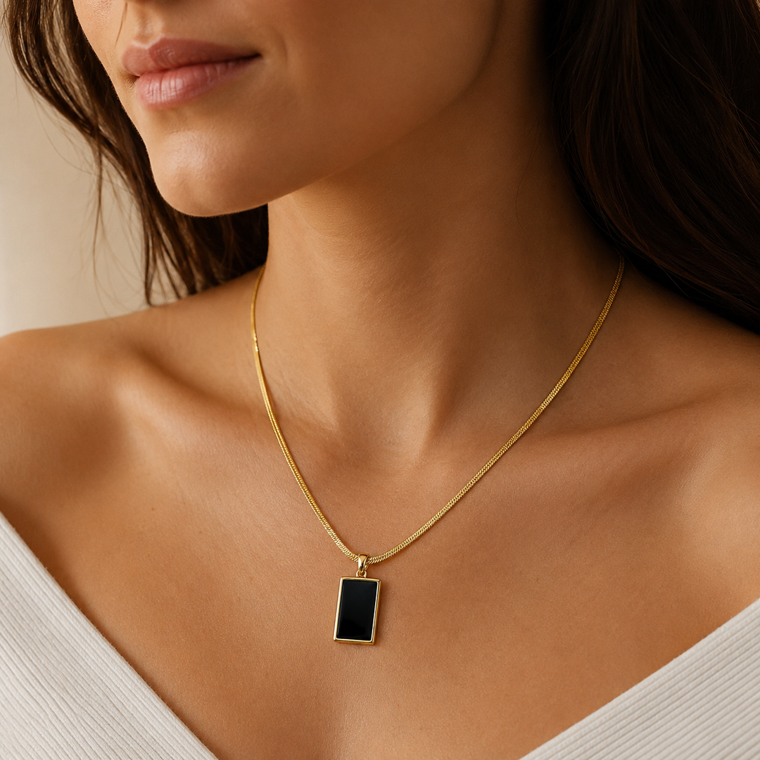 Blackout Frame Chain Necklace