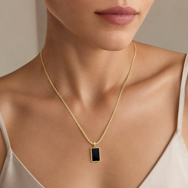 Blackout Frame Chain Necklace