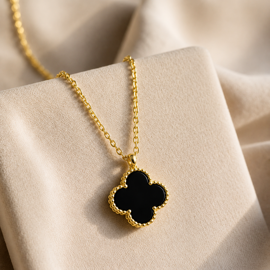 Clover Chaos Pendant Necklace - Gold-Black