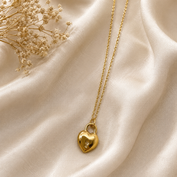 Heartlock Hype Pendant Necklace