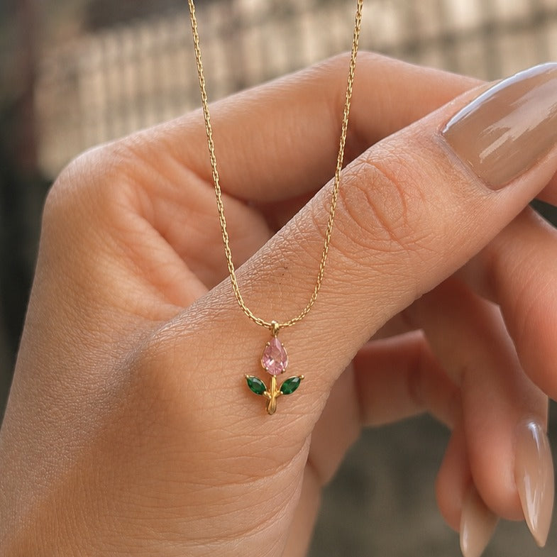 Tulip Rosebud Mini Pendant Necklace - Gold-Pink