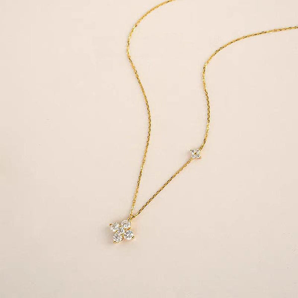 Daisy Glow Sparkling Necklace