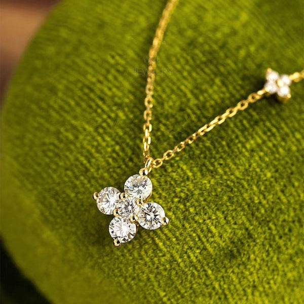 Daisy Glow Sparkling Necklace