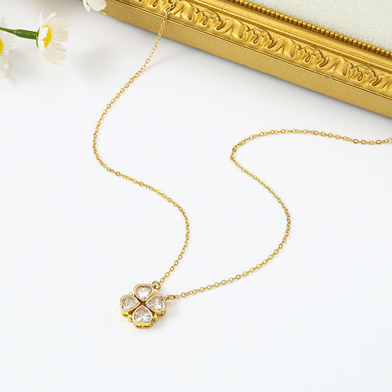 Lucky Fortune Magnetic 4-heart Clover Necklace