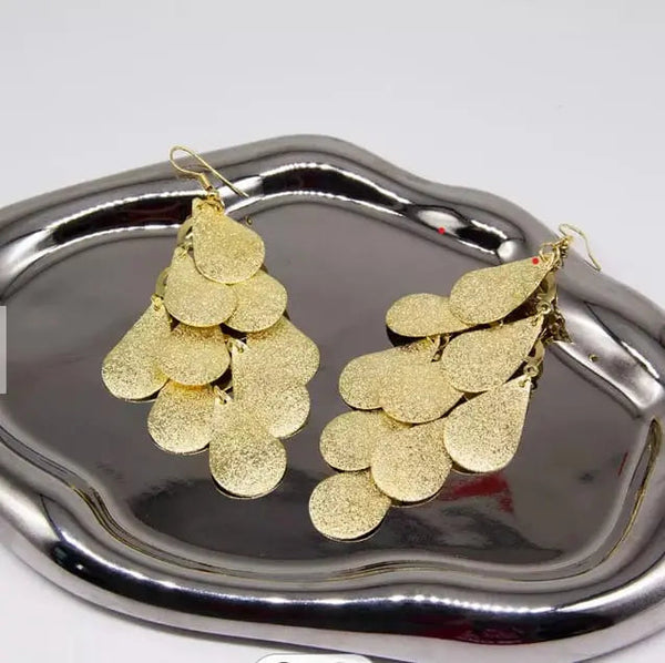 Nightclub Exaggerated Tassel Frosted Disc Gold Earrings